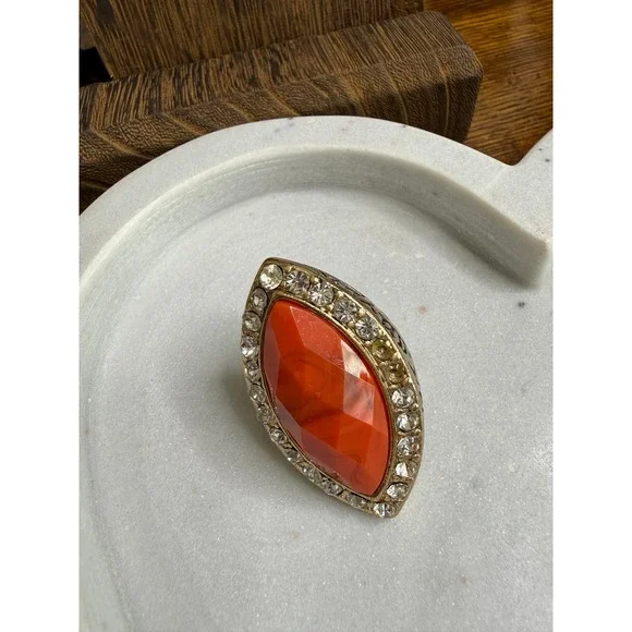 Gold Tone Orange Marquise Resin Rhinestone Leaf Engraved Statement Ring Size 7.5 - Picture 5 of 10